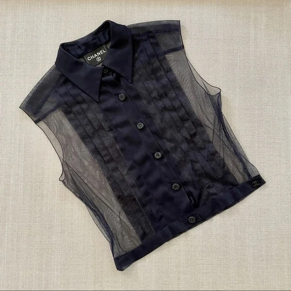 🌟SOLD🌟 Vintage Chanel Silk Skirt Set - Picture 7 of 12